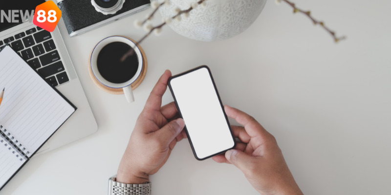 Truy cập qua điện thoại bằng link chính thức